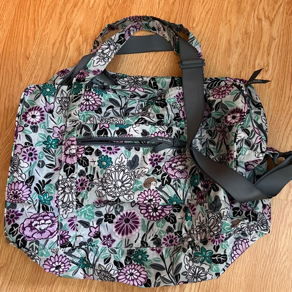 Vera Bradley travel bag